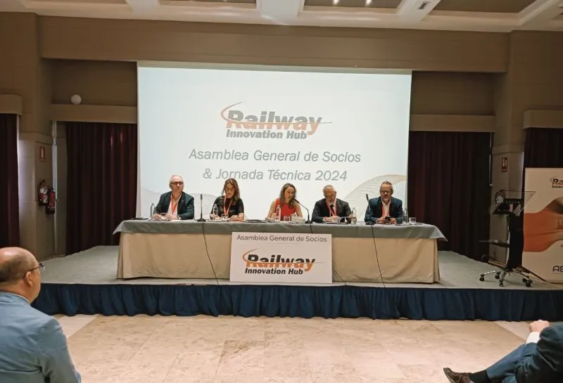 clúster empresarial de Railway